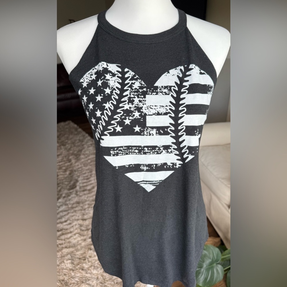 Baseball or Softball SMALL Black American Flag Heart Graphic Tank - Picture 1 of 7